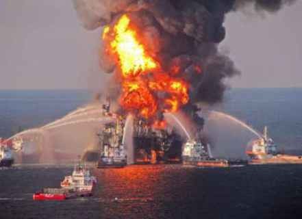 انفجار ناقلة نفط - أرشيفية