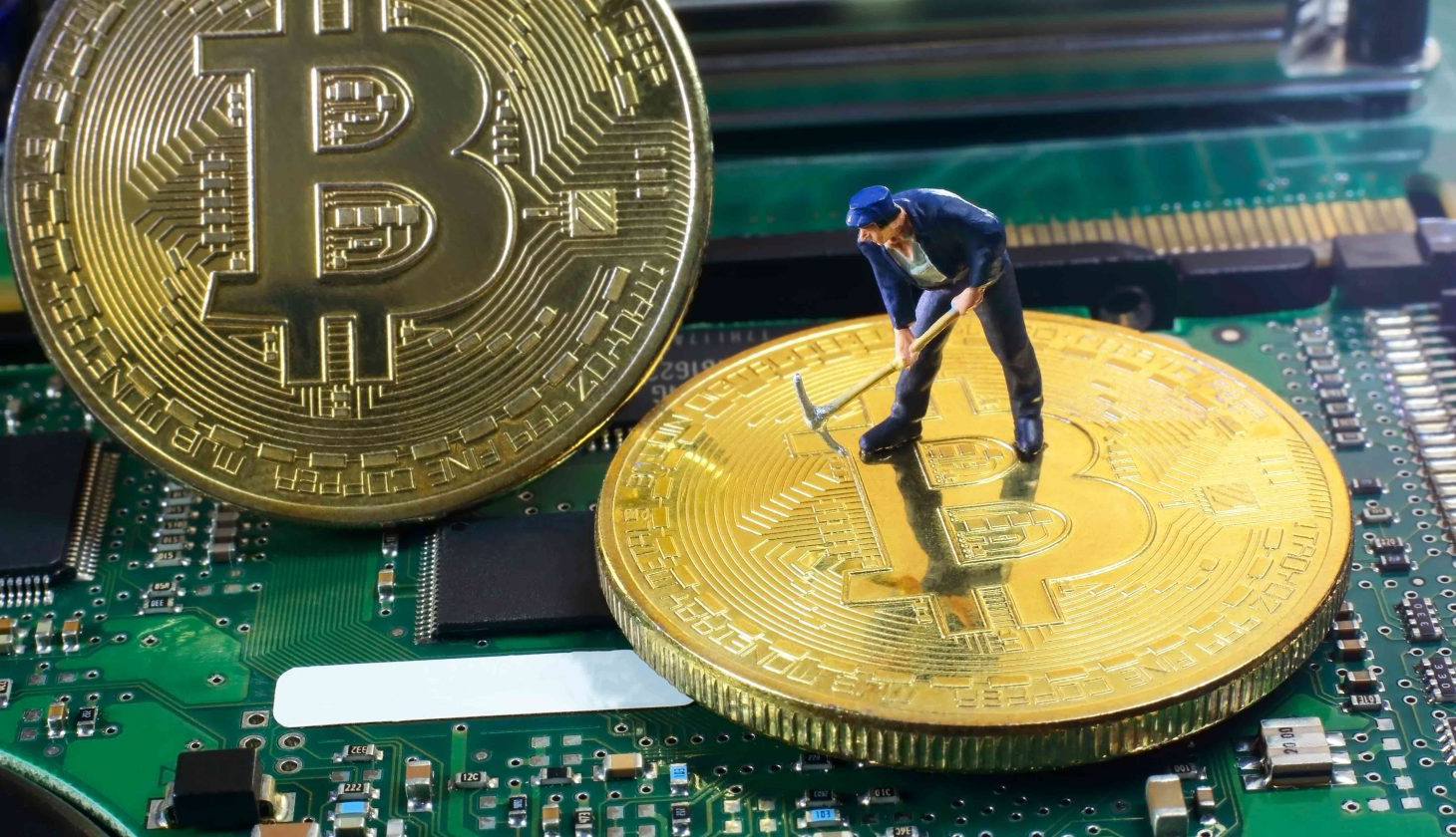 صورة تعبيرية عن عملة البيتكوين