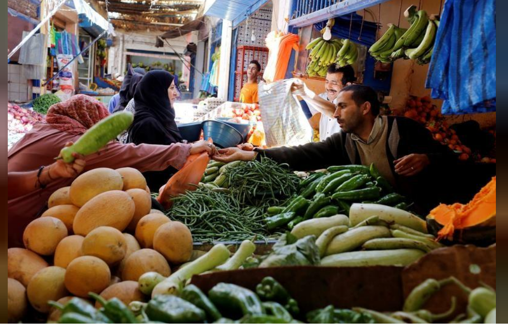 جانب من سوق للخضراوات في الدار البيضاء بالمغرب 