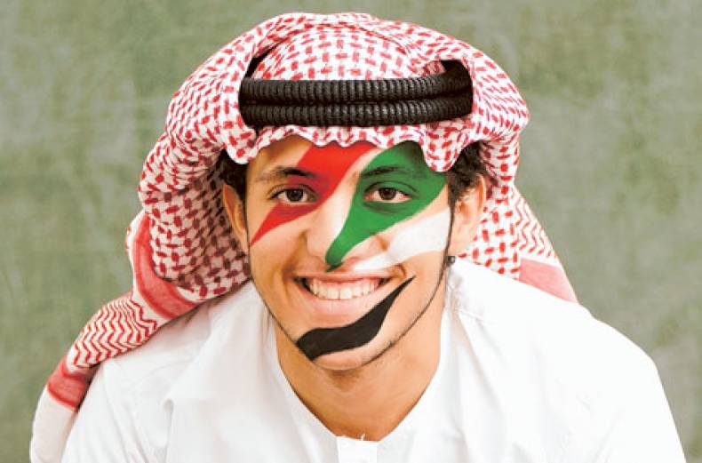 الإماراتيون يحتفلون بيوم السعادة 