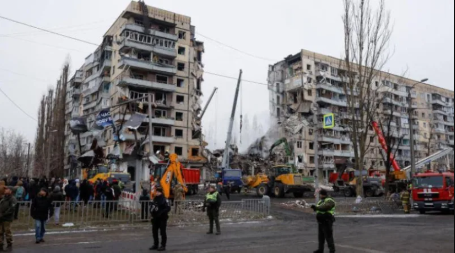 قصف مبنى سكني بدنيبرو