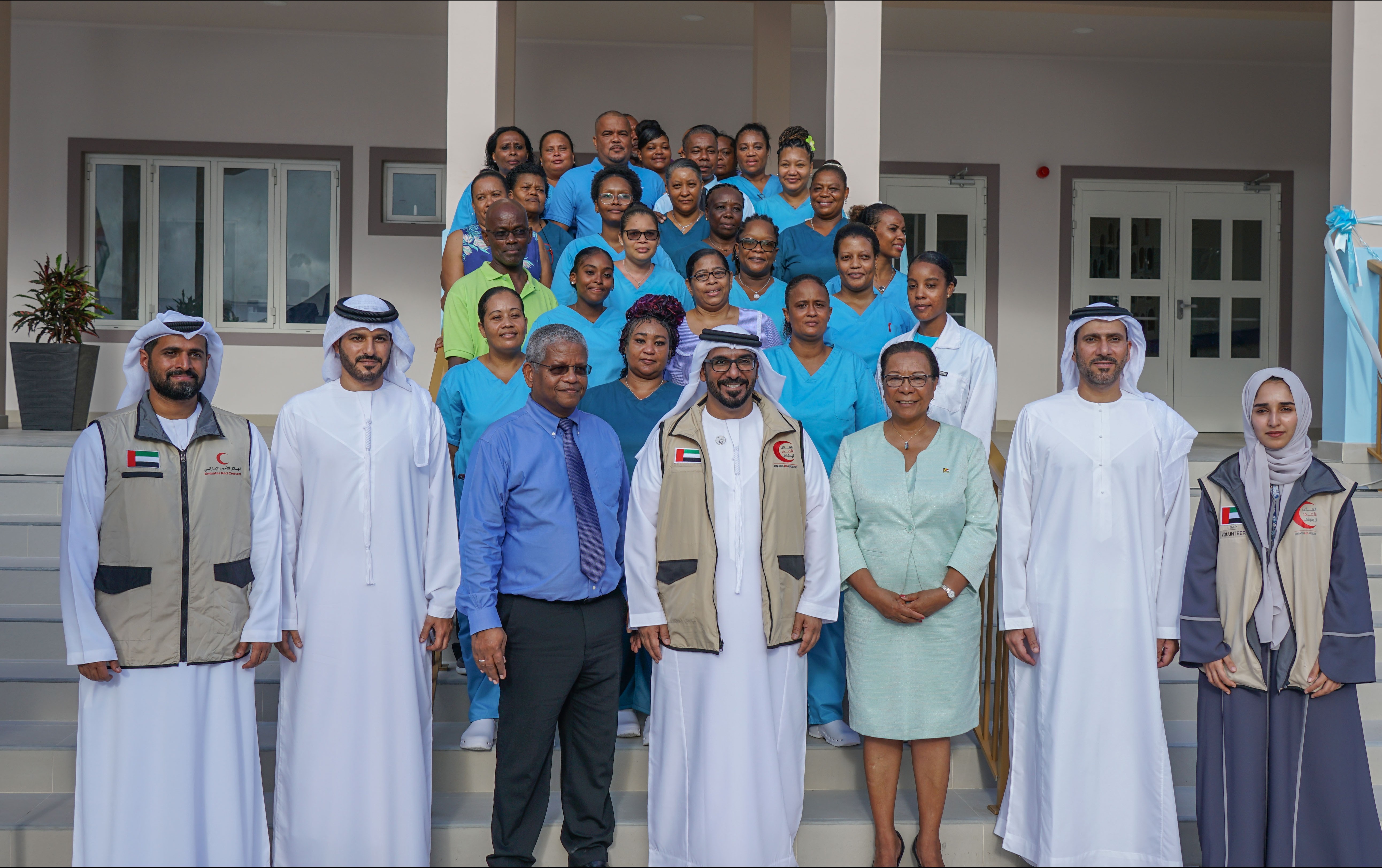 inaugurates La Digue Hospital