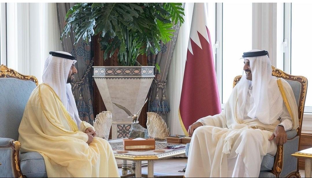 UAE Ambassador presents credentials to Emir of Qatar