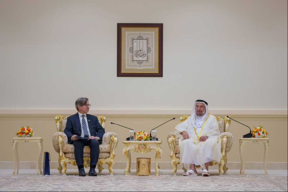 Sharjah Ruler receives students from Jagiellonian University in Poland