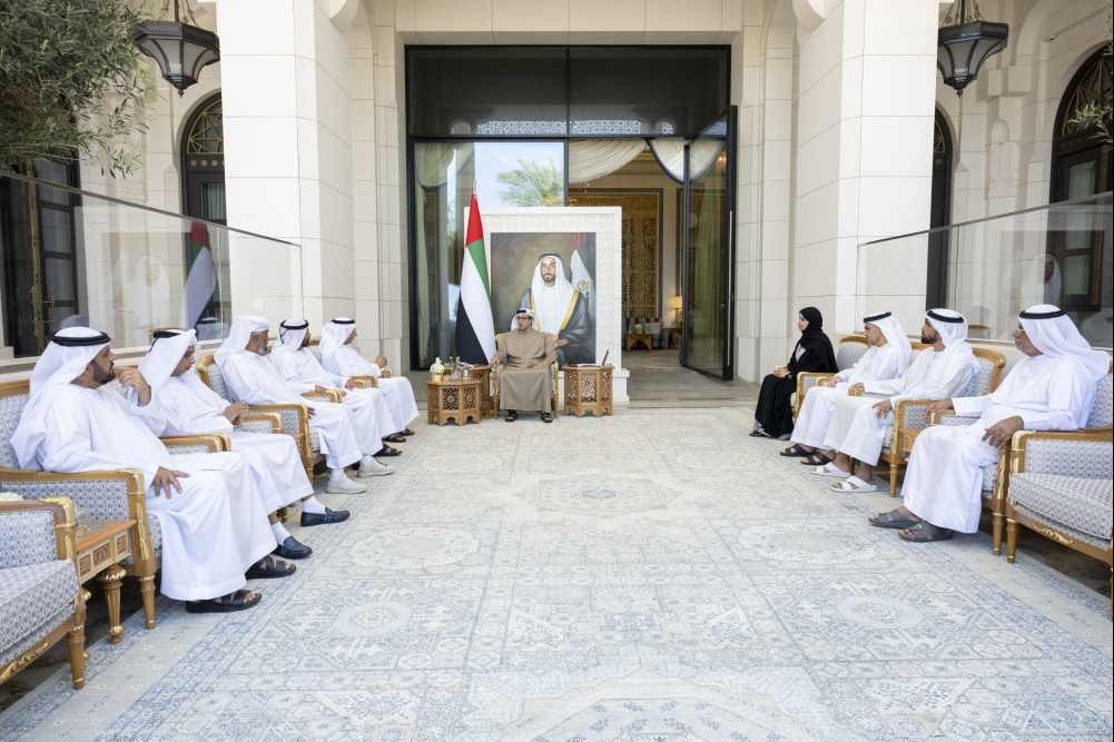 Mansour bin Zayed receives delegation of Cooperative Union