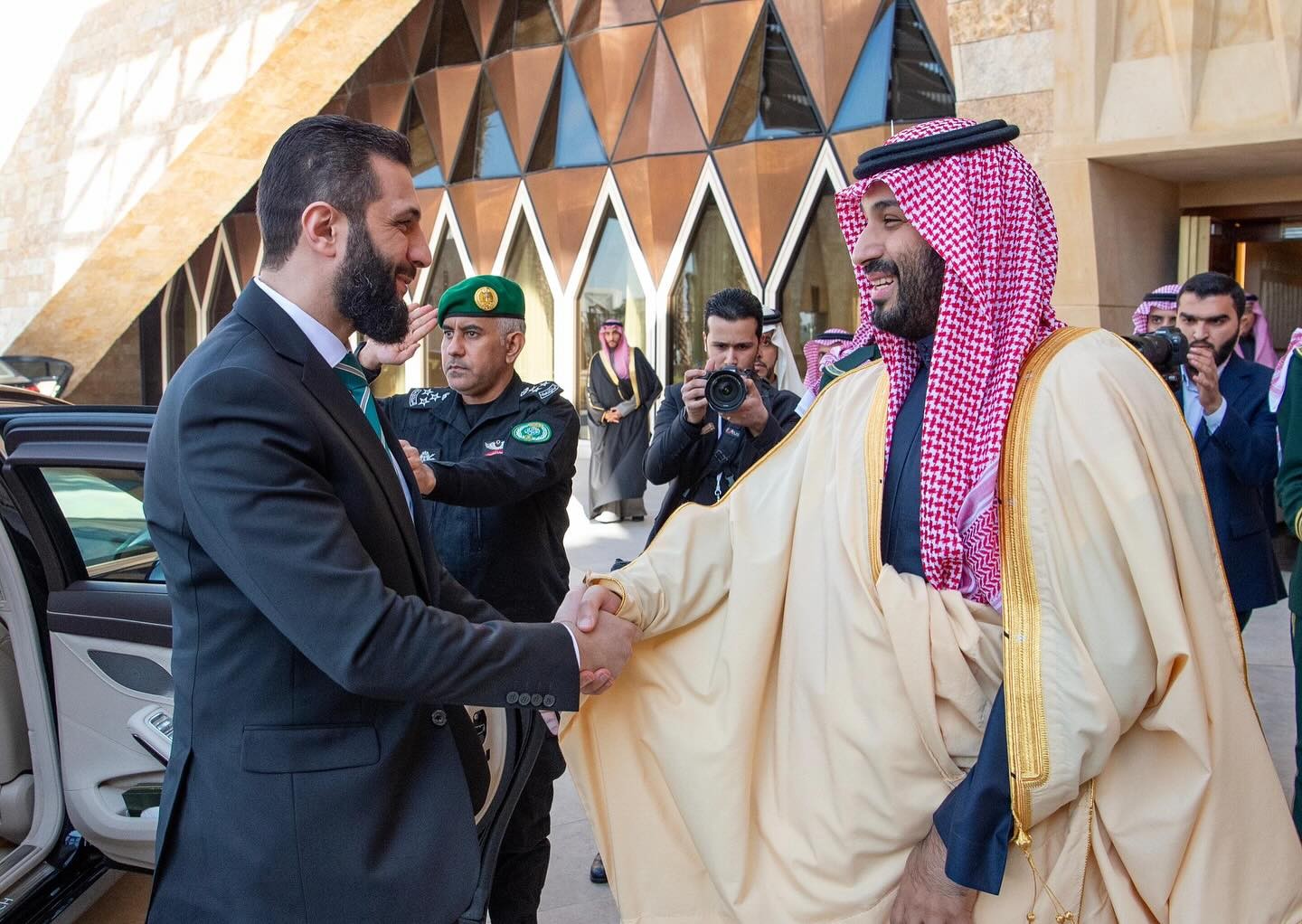 محمد بن سلمان وأحمد الشرع