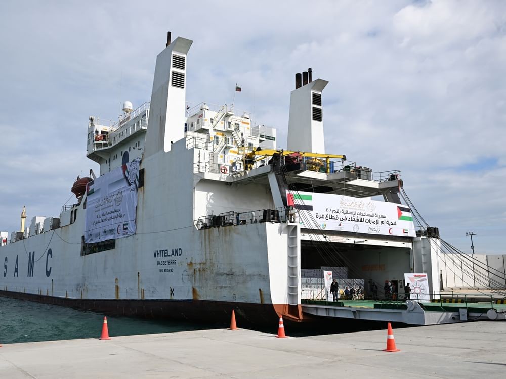 6th UAE aid ship arrives at Al Arish Port