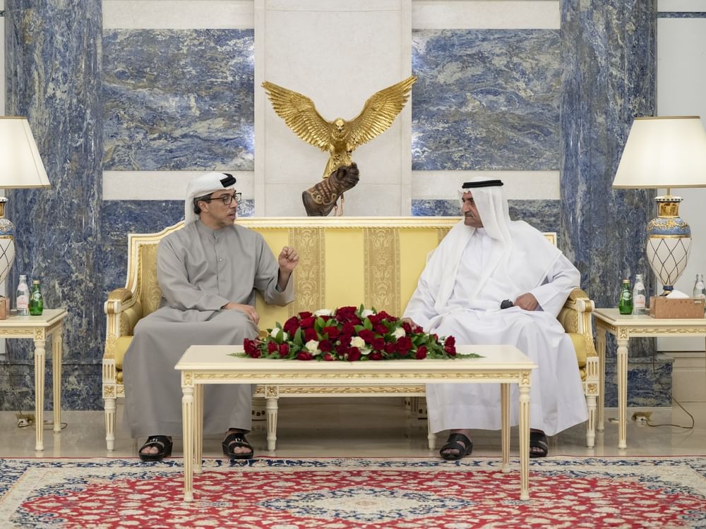 Fujairah Ruler receives Mansour bin Zayed