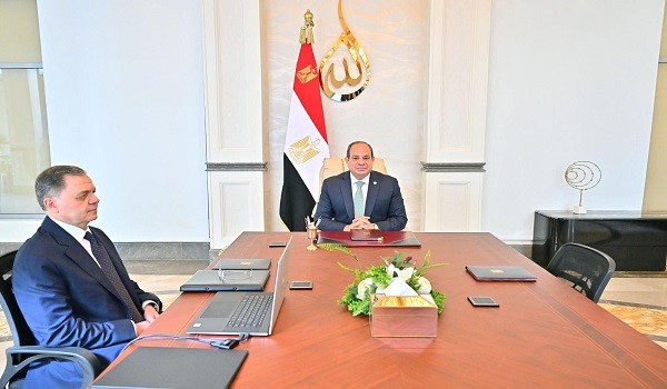 الرئيس السيسي ووزير الداخلية
