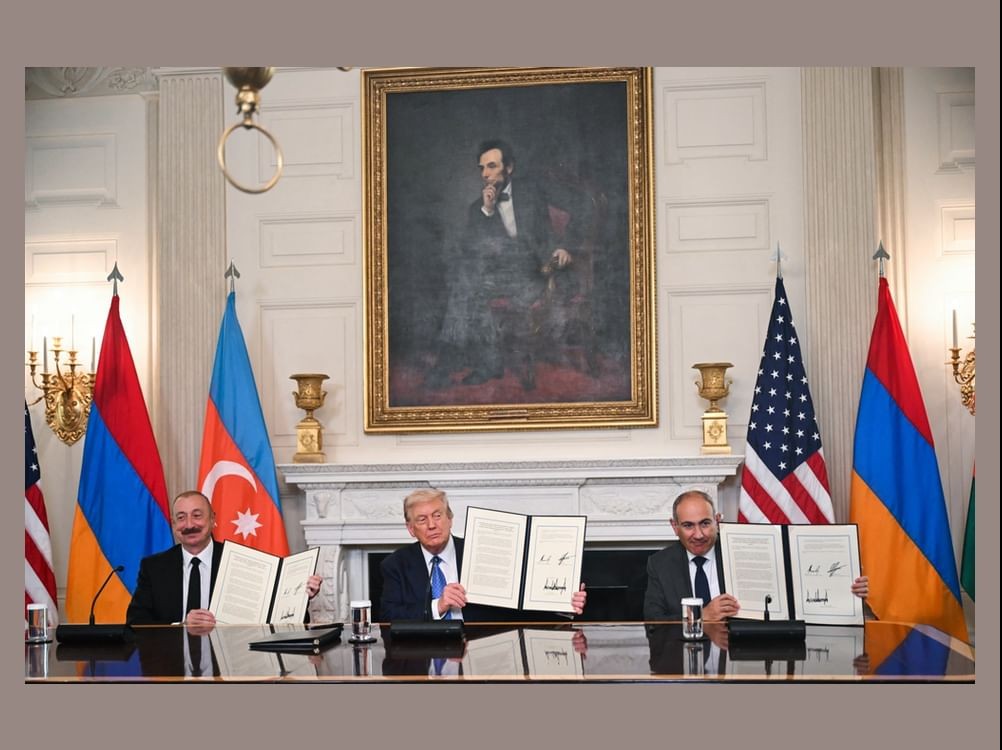 Azerbaijan, Armenia sign peace deal