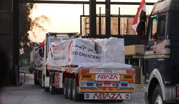 مساعدات إغاثية إلى غزة