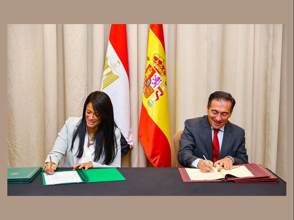Egypt, Spain sign