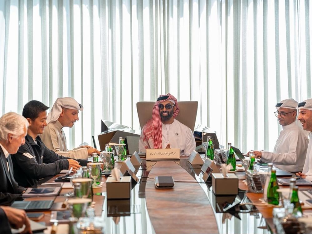 Tahnoon bin Zayed chairs MGX’s board meeting