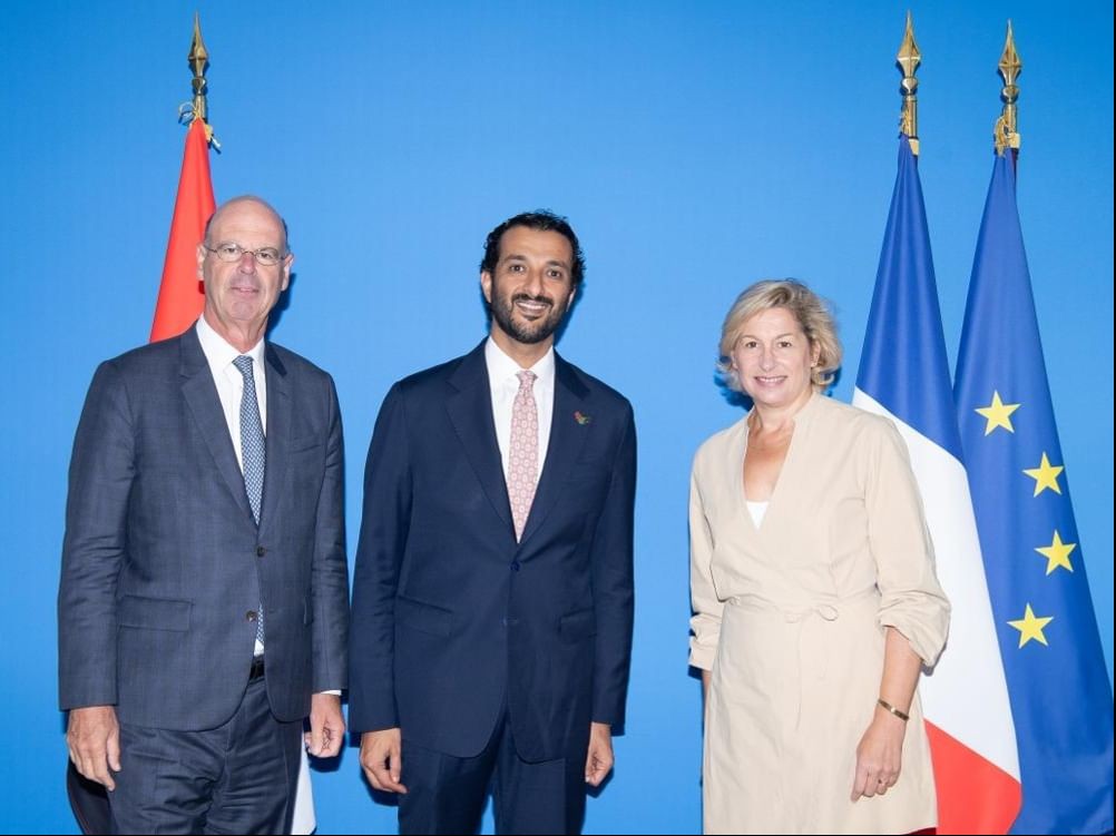 UAE, France discuss developing economic partnership