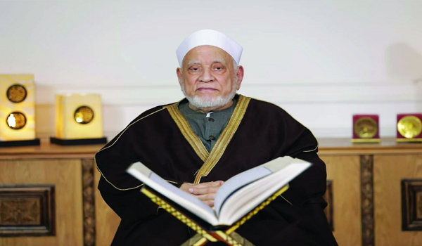 الدكتور أحمد عمر هاشم