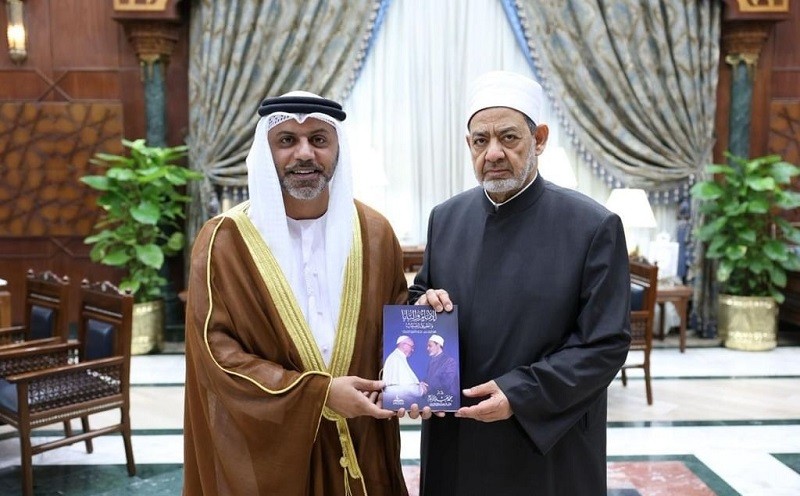 شيخ الأزهر والسفير الإماراتي