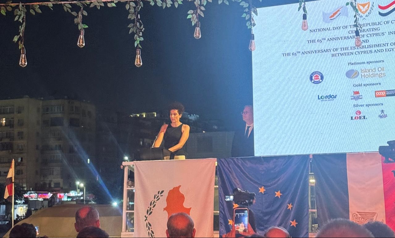 سفيرة جمهورية قبرص السفيرة بولي إيوانو