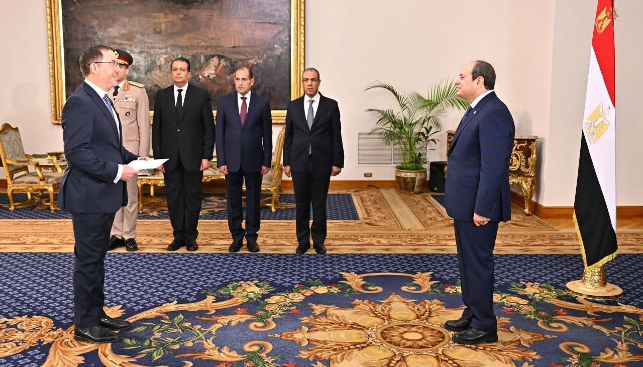السيسي والسفير البريطاني الجديد