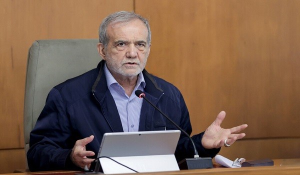 مسعود بزشكيان رئيس جمهورية إيران