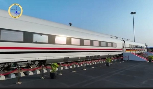 بدء التشغيل التجريبي للقطار الكهربائي السريع