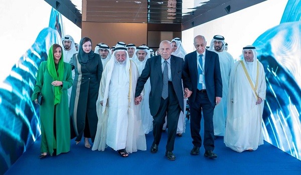 مجدي يعقوب وسلطان القاسمي