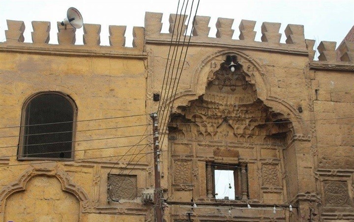  مسجد الأمير عثمان بسوهاج