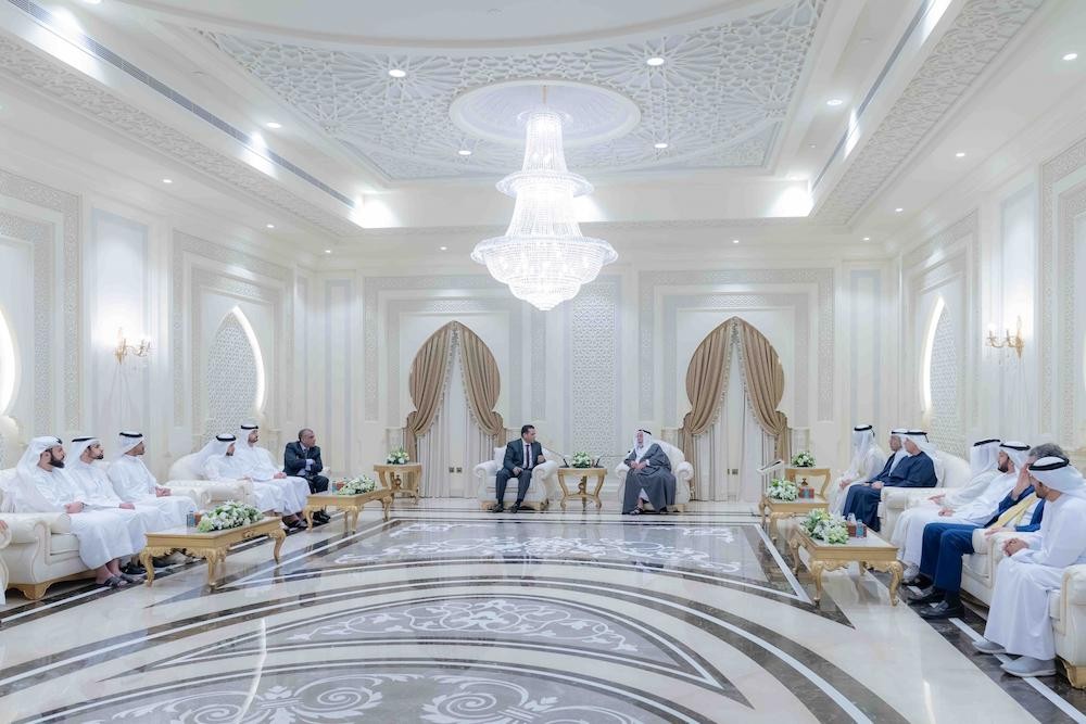 حاكم الشارقة يستقبل أبناء الشيخ عبدالباسط عبد الصمد