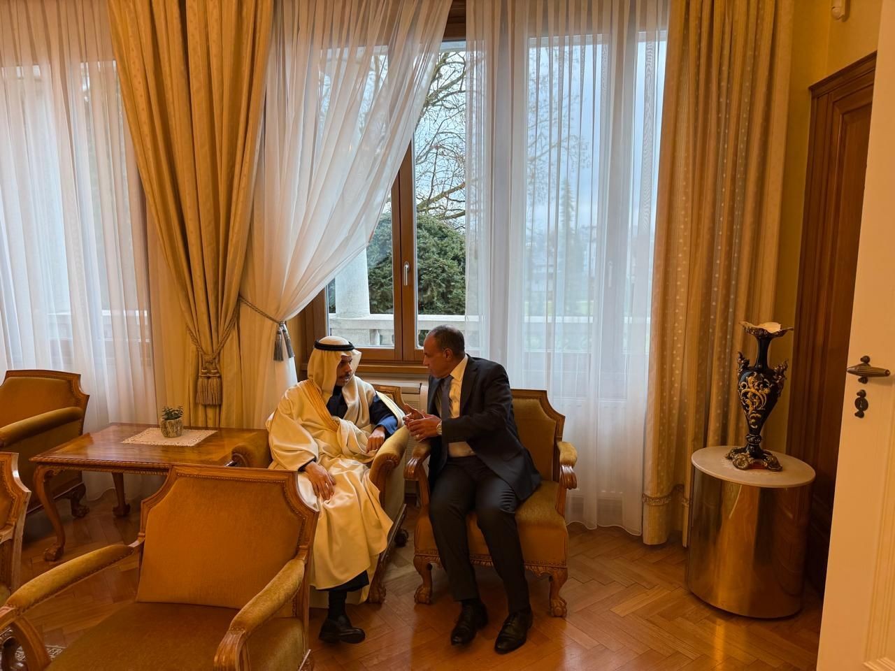 بدر عبدالعاطي وفيصل بن فرحان