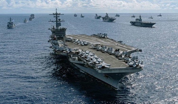 حاملة الطائرات لينكولن