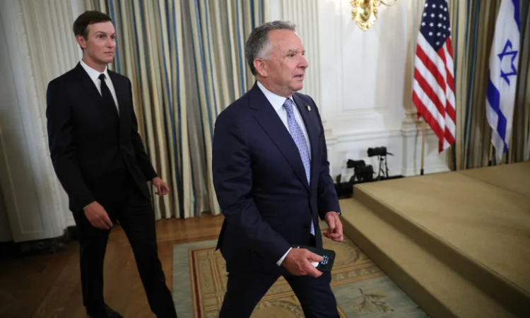 مبعوثا ترامب