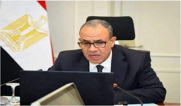 الدكتور بدر عبد العاطي