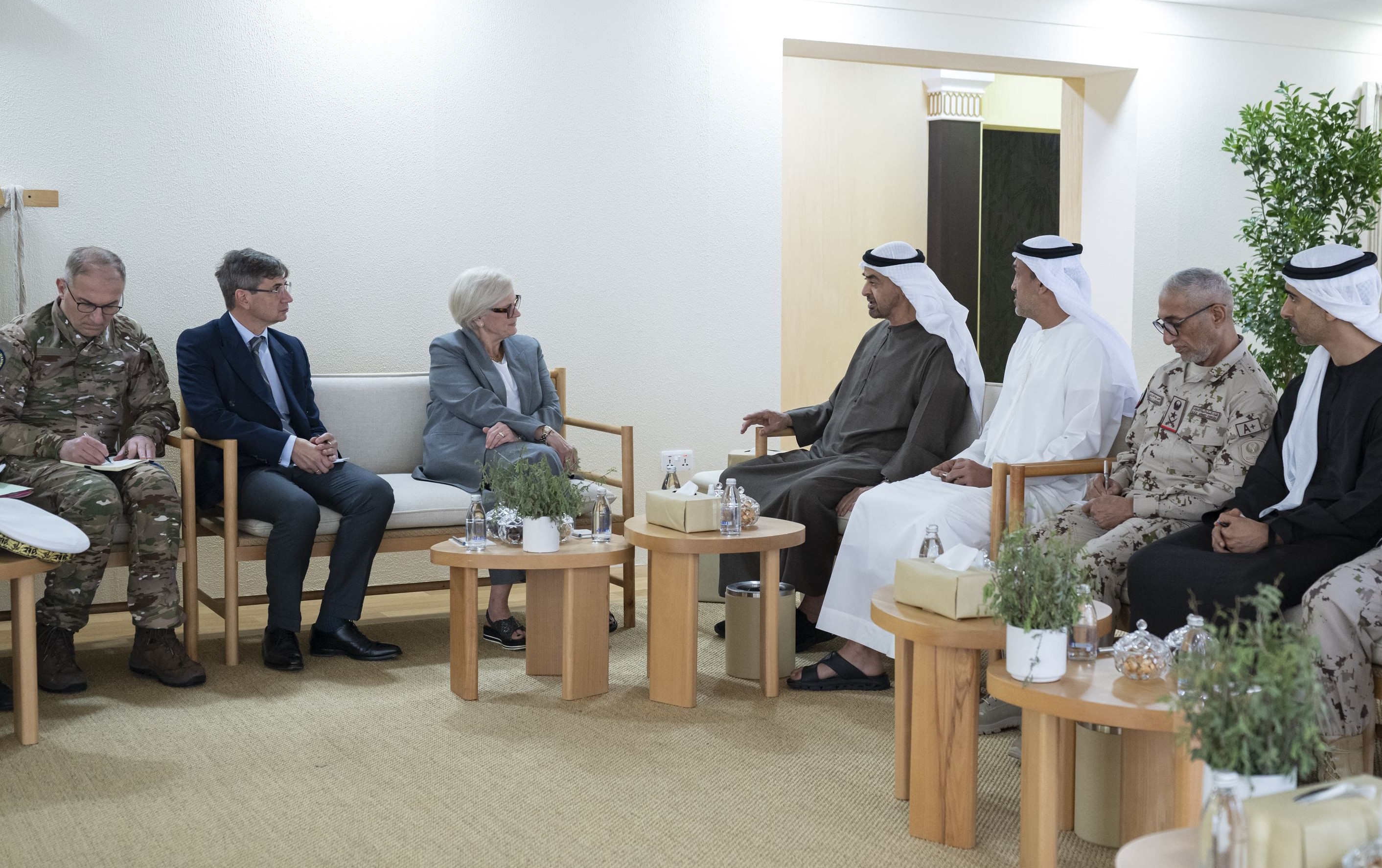 رئيس الدولة والوزيرة الفرنسية