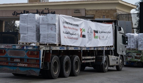 قافلة إماراتية جديدة