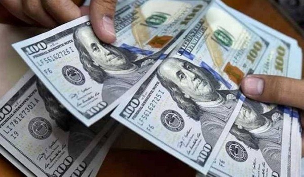 الدولار الأمريكي