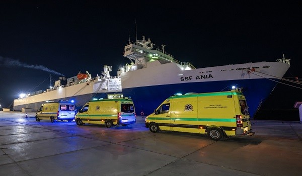 المستشفى الإماراتي العائم