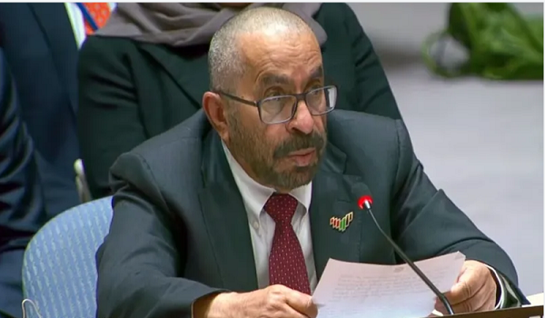 خليفة شاهين المرر وزير دولة في الإمارات