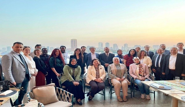 مصر تجتاز مراجعة 