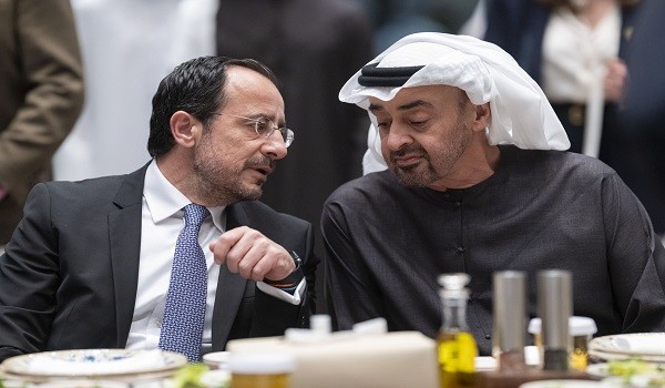 رئيس الإمارات ورئيس قبرص