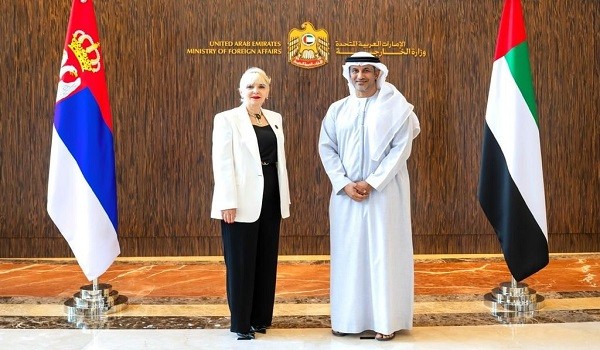 سعيد الهاجري والوزيرة الصربية