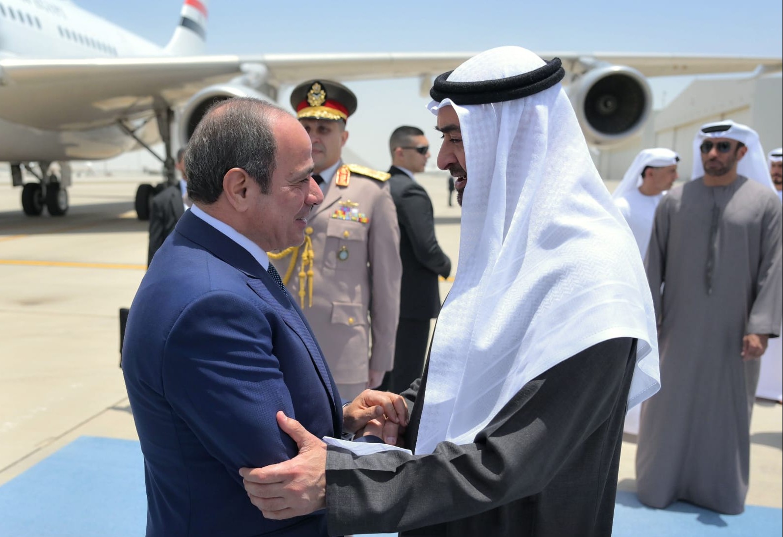 محمد بن زايد والرئيس السيسي