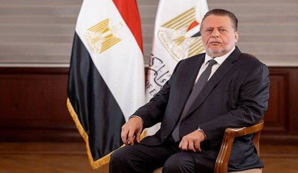 السيد/ حسن عبد الله محافظ البنك المركزي المصري