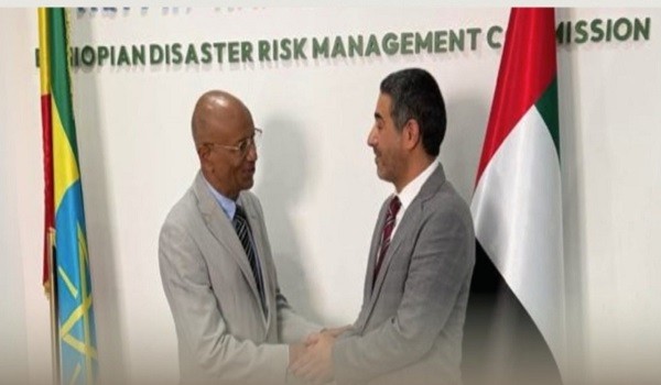 علي سعيد النيادي و السفير شيفراو تيكلي ماريام