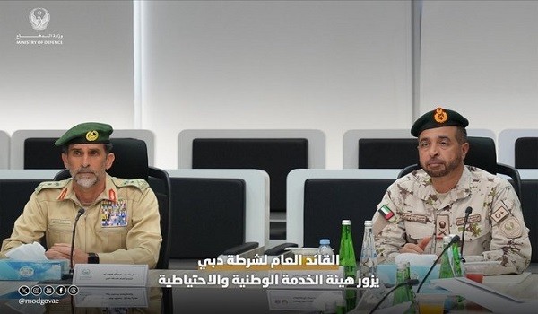 القائد العام لشرطة دبي يزور هيئة الخدمة الوطنية