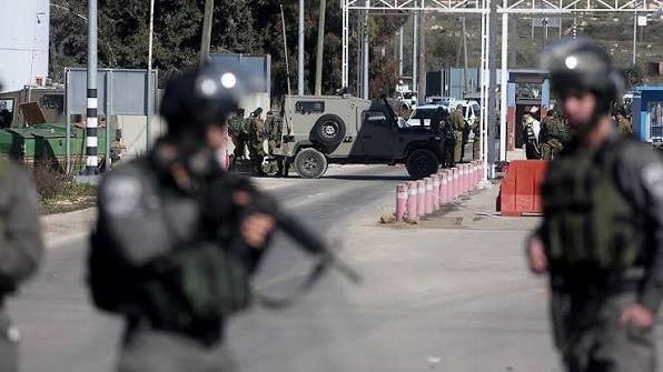 الاحتلال الإسرائيلي يفرض طوقا أمنيا على مدينة نابلس