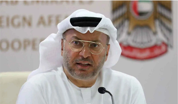 الدكتور أنور قرقاش المستشار الدبلوماسي للرئيس الإماراتي