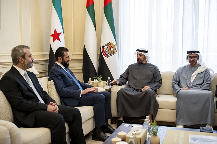 لقاء الرئيسين الإماراتي والسوري