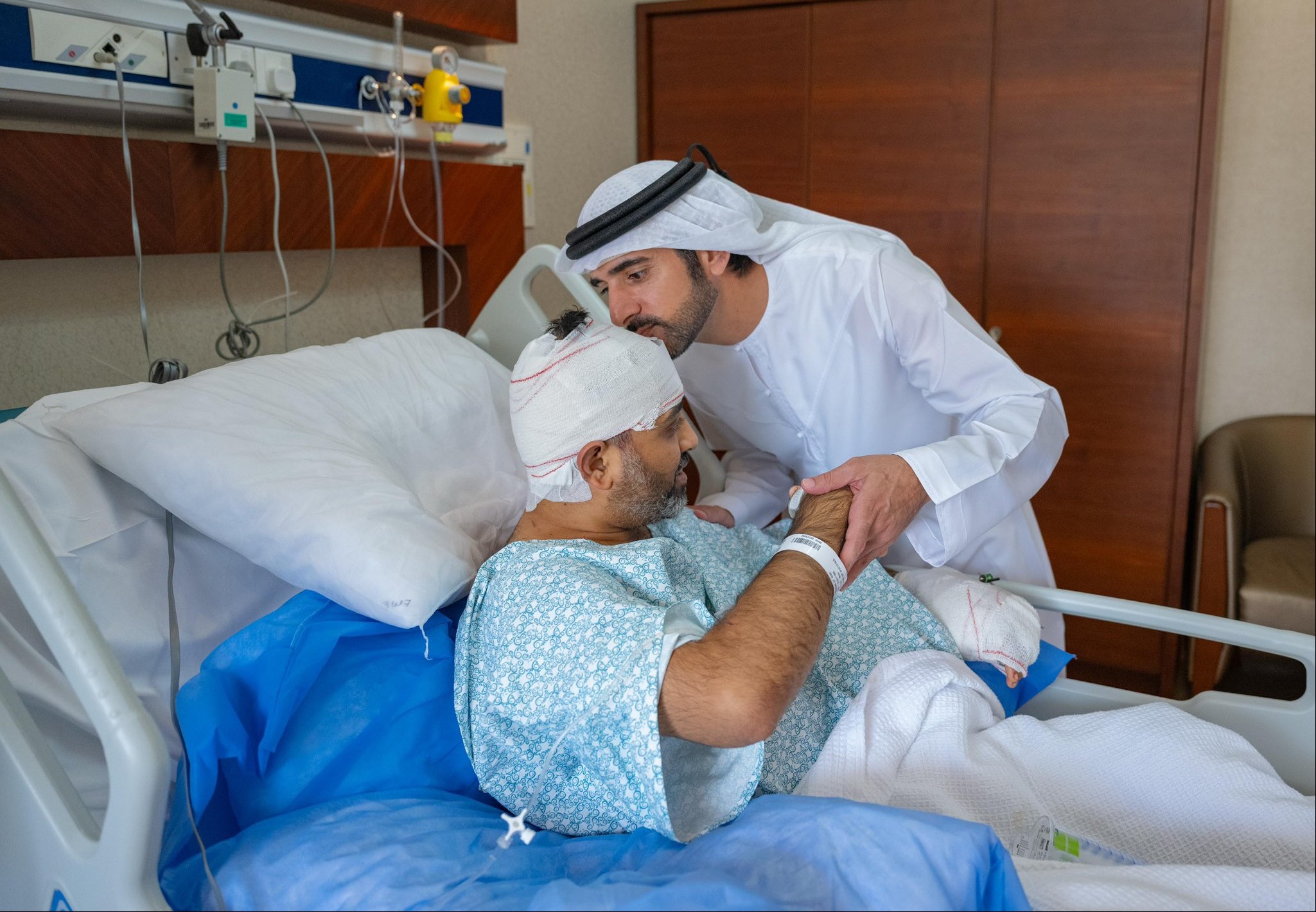 الشيخ حمدان بن محمد يزور سميت ماتشهار 
