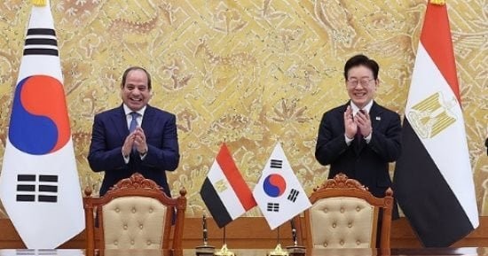 الرئيسان الكوري والمصري