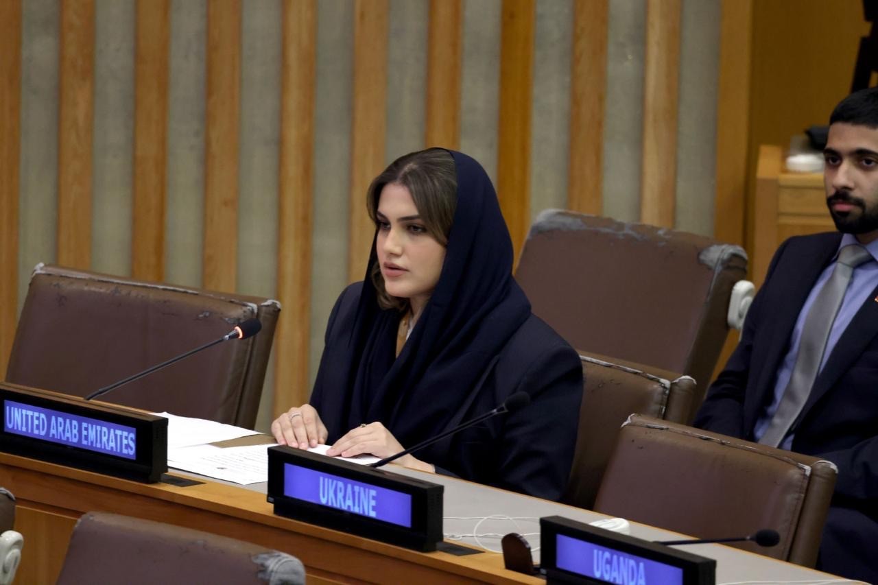 الآنسة شيخه الحمودي