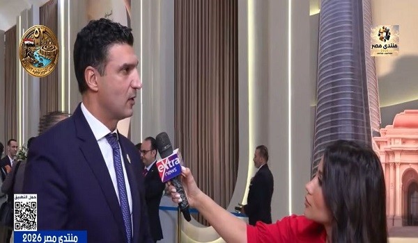 لقاء مع وزير الصناعة المصري